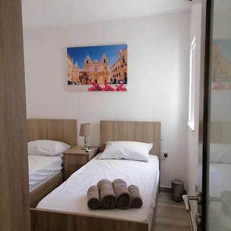 Bright And Convenient Penthouse In Central Malta Msida Exterior photo