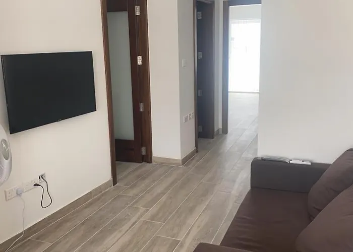 Bright And Convenient Penthouse In Central Malta